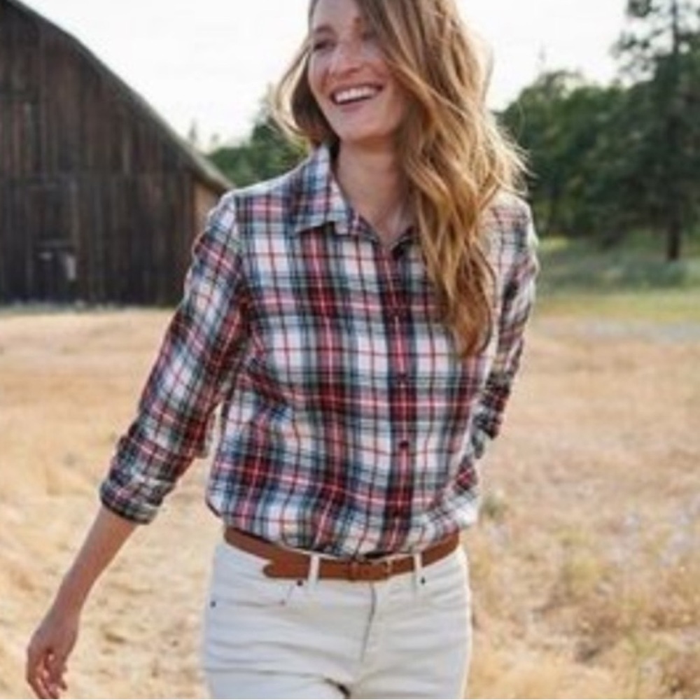 L.L.Bean Button Down Long Sleeve Flannel Top. Like New!